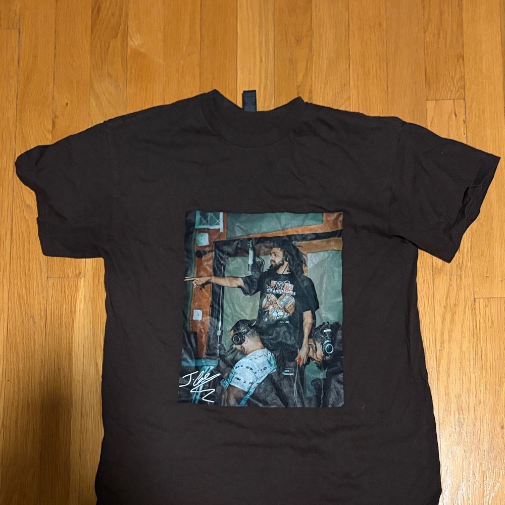 PacSun Brown Graphic Tee